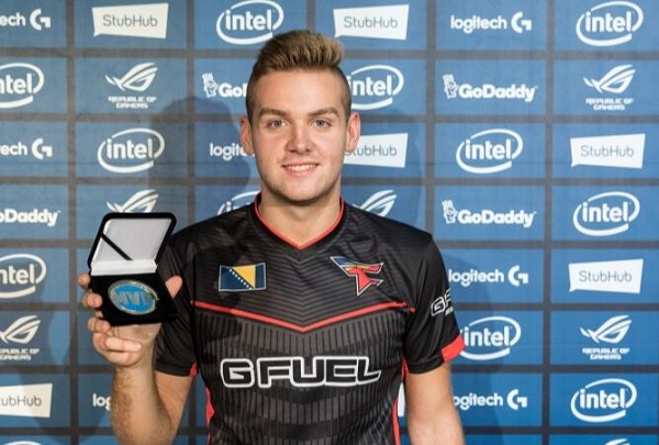 【赛后战报】完美收官！JDG2：0成功战胜EDG全胜结束定组赛