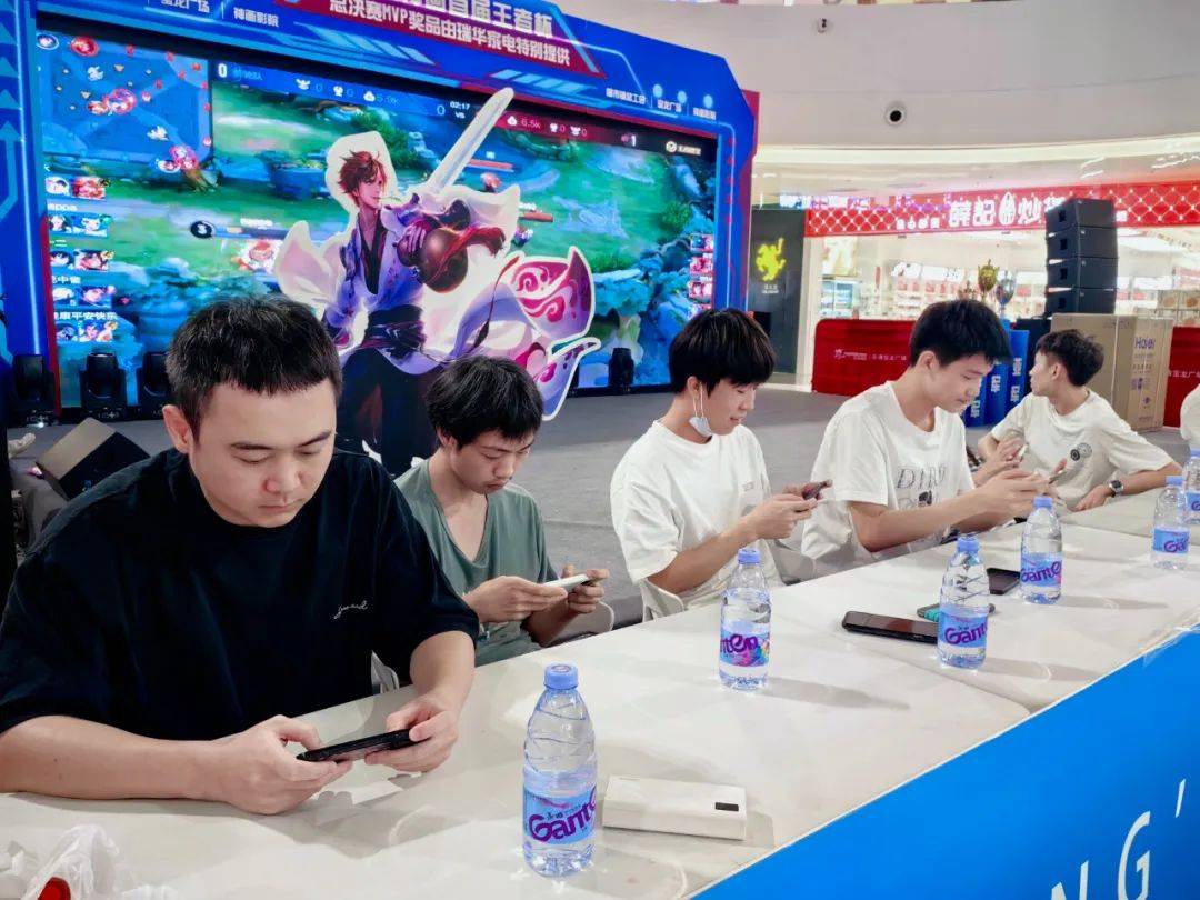 LPL选手最新奖金榜：369总奖金池252万提升五名；Knight超越Yagao