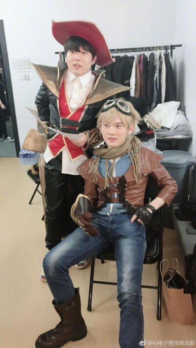 【赛后战报】涉险过关！ Weibo Gaming 2：0轻松战胜IG晋级登峰组